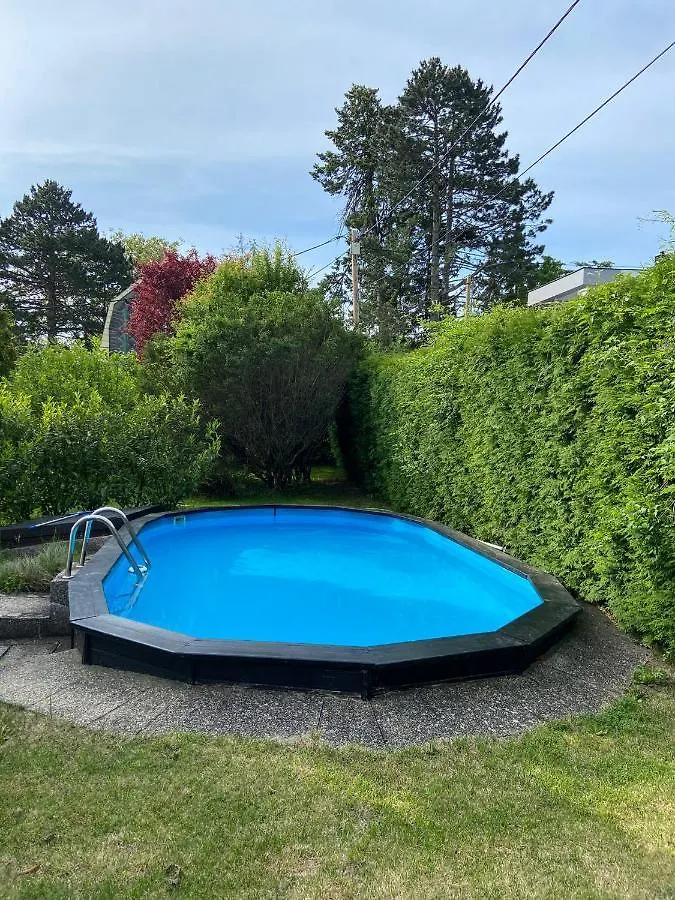 Knusperhaeuschen With Pool contacts